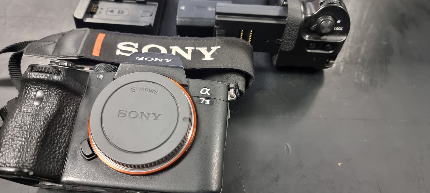 SONY A7III A73 FULL FRAME USADA
