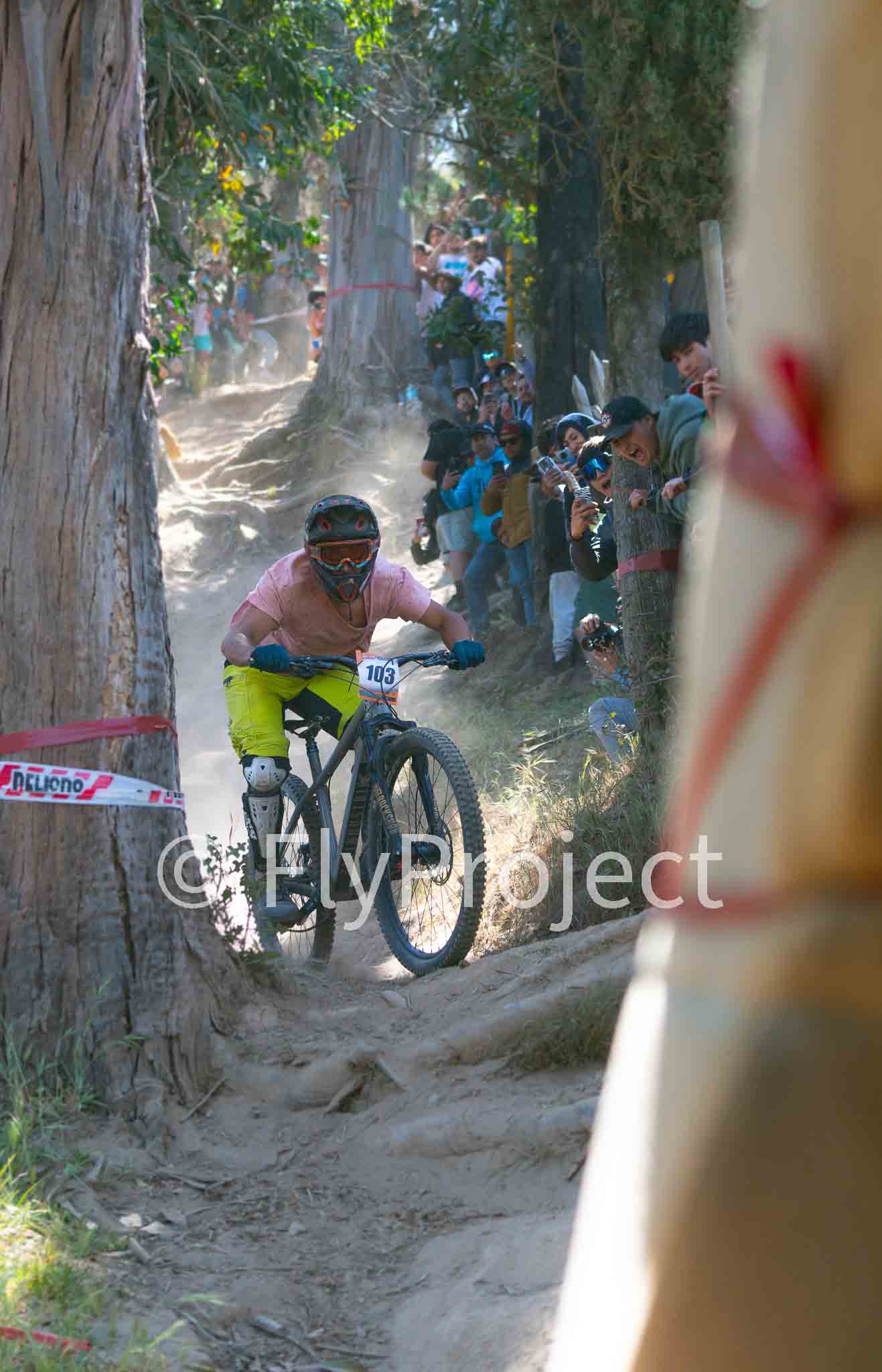 TALCA TOUR NACIONAL DH RIDER 103 Claudio Valenzuela