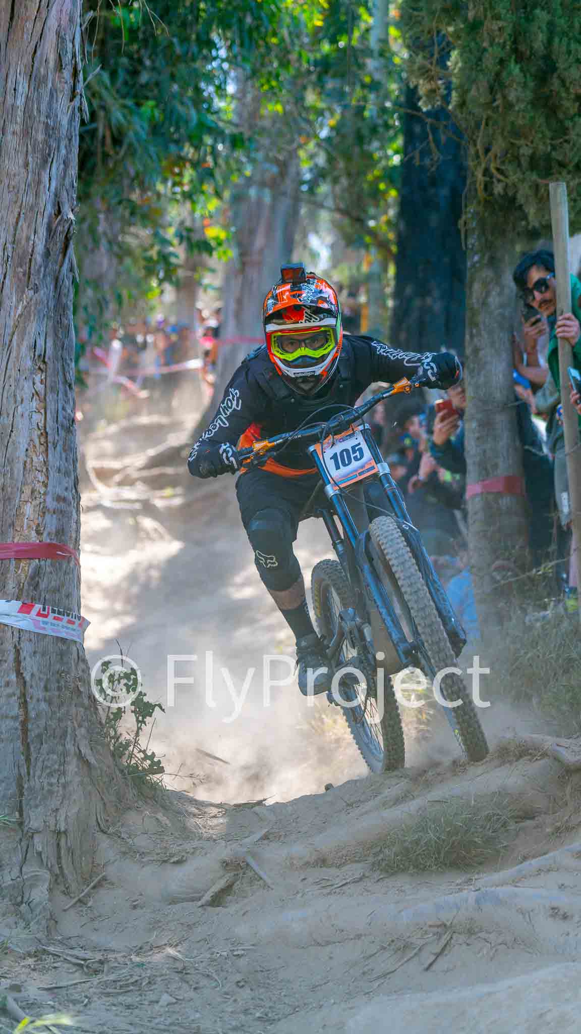 TALCA TOUR NACIONAL DH RIDER 105 Jose Vergara Morales