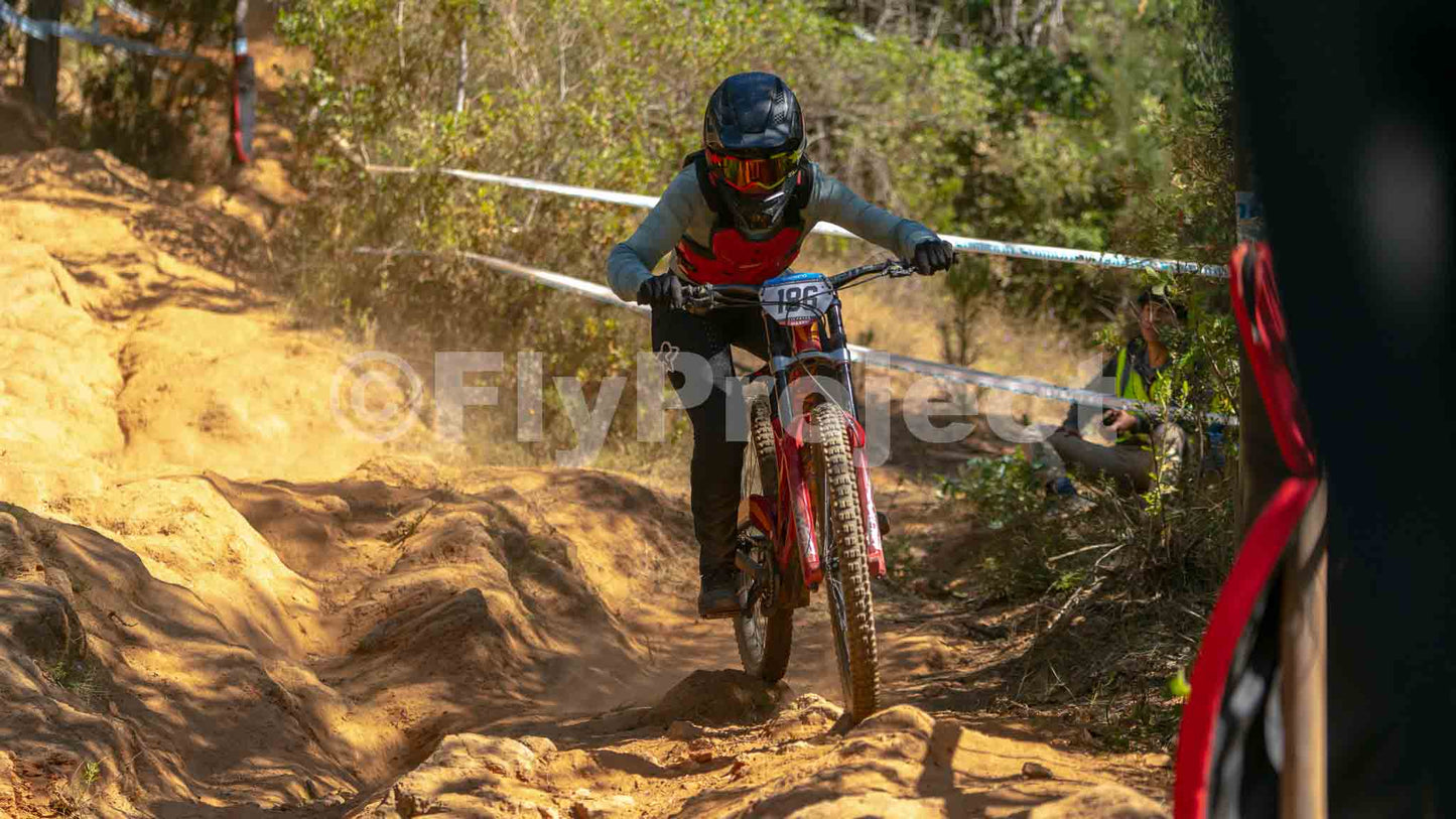 Deache Series LICANTEN Fecha FOTO Final Rider 186 Priscilla Marzan