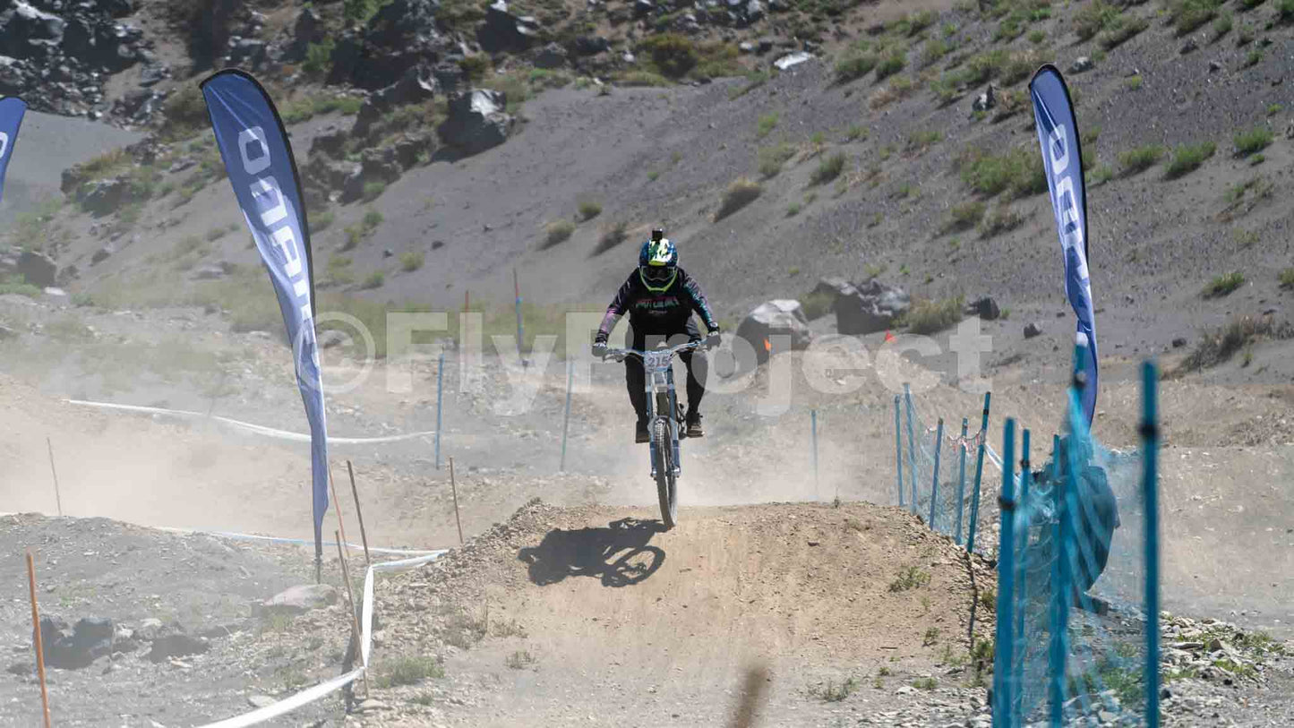 OPEN SHIMANO FOTOGRAFIA Rider 215 Felipe Lopez Nevados de Chillan