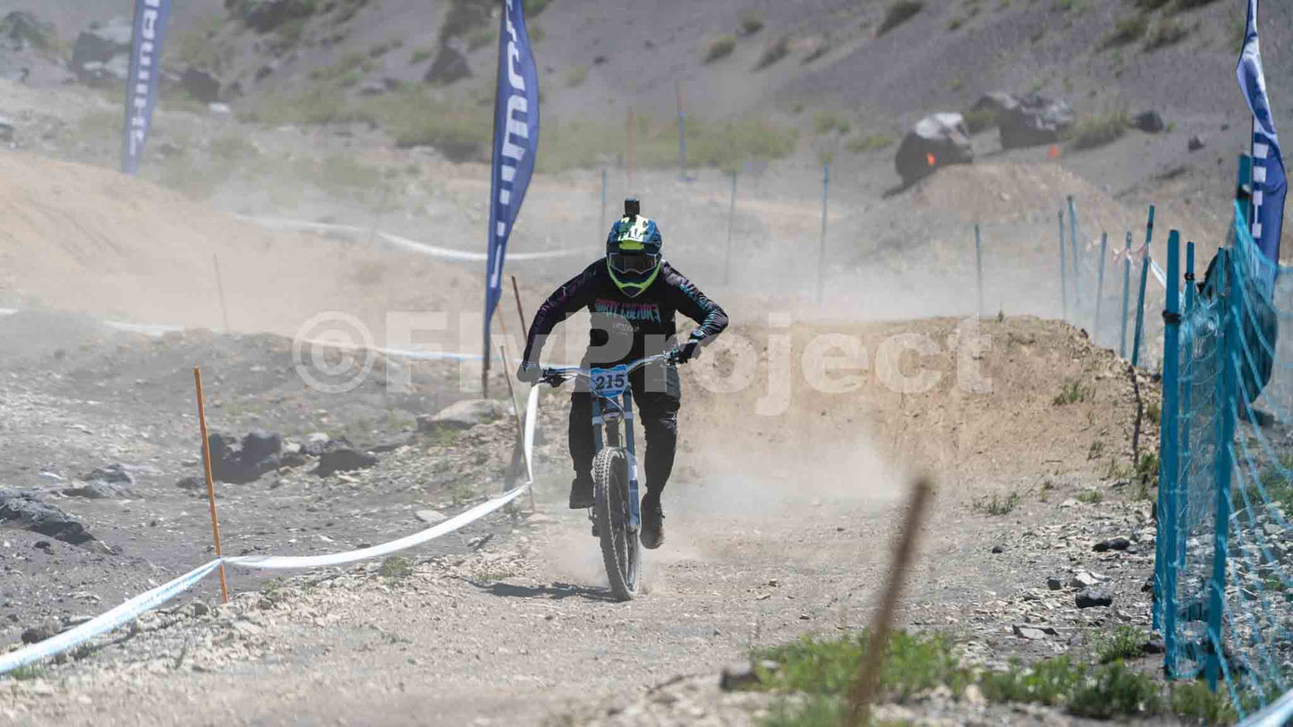 OPEN SHIMANO FOTOGRAFIA Rider 215 Felipe Lopez Nevados de Chillan