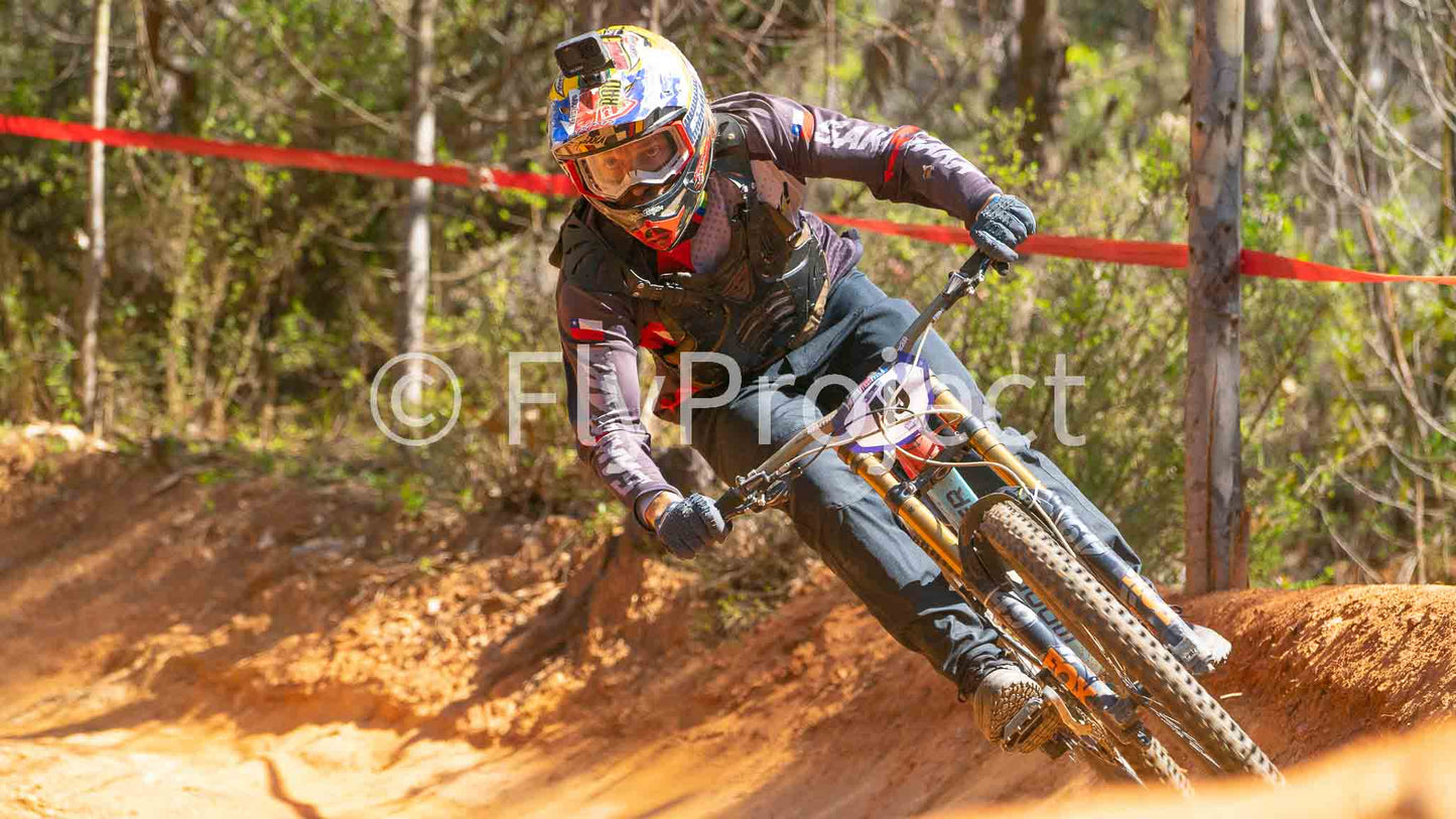 PUMONES FAST RACING RIDER 49 Gonzalo Cuevas