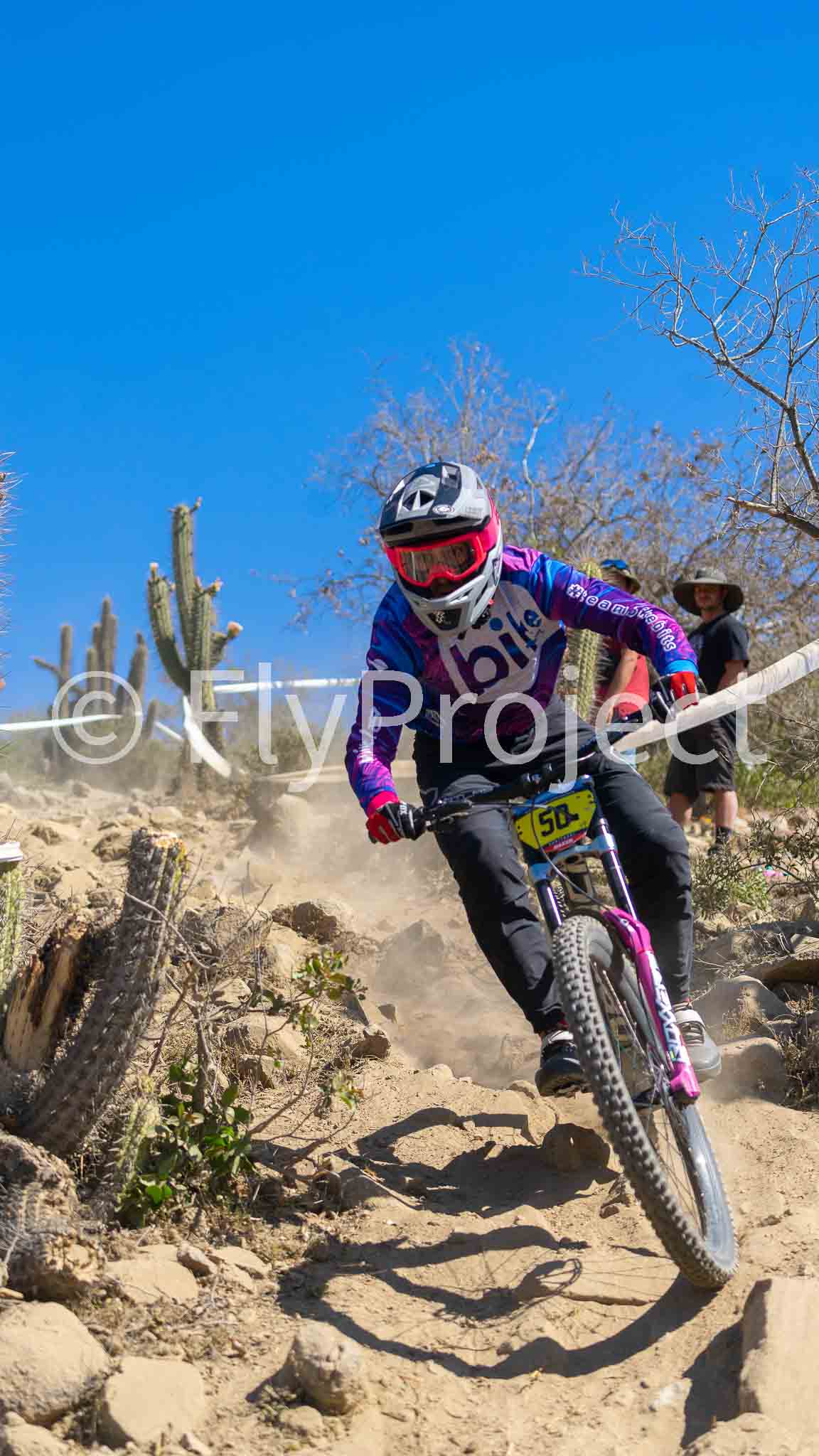 DEACHE SERIES PUNIROCK Fotografia 50 Benjamin Alexsander Garay Fuentes