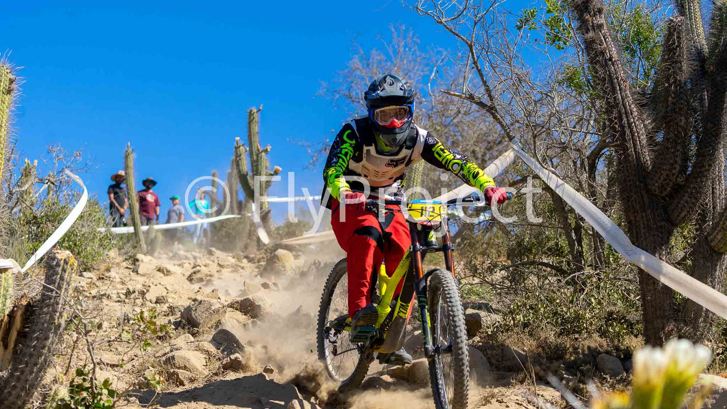 DEACHE SERIES PUNIROCK Fotografia 112 Jorge Nicolas Guzmán Guzmán