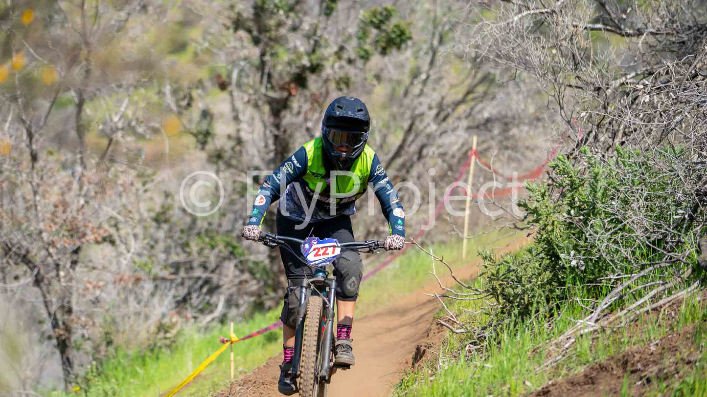 ENDURO CHILE Rider 227 Constanza Hernandez