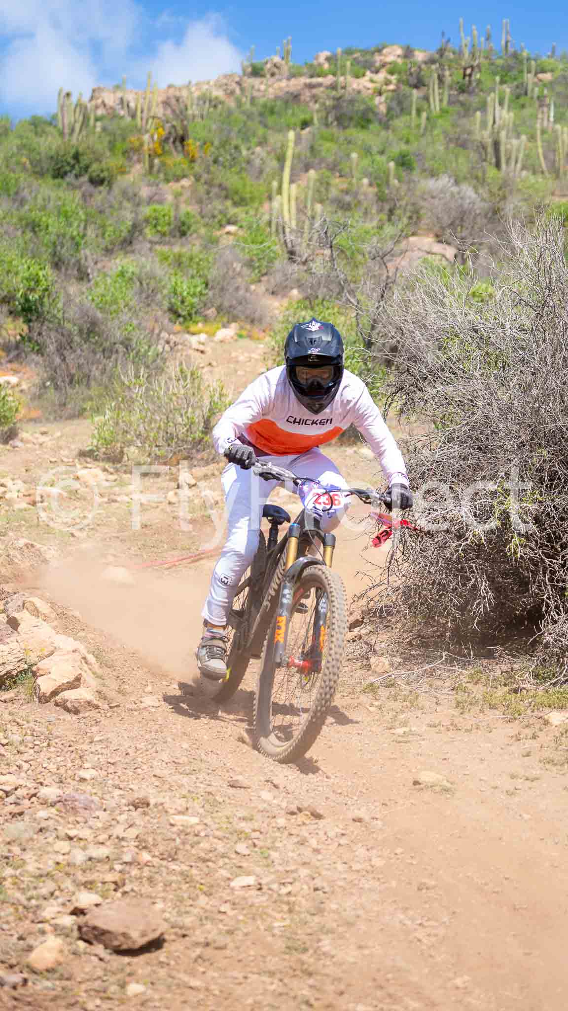 ENDURO CHILE Rider 236 Julian Valencia