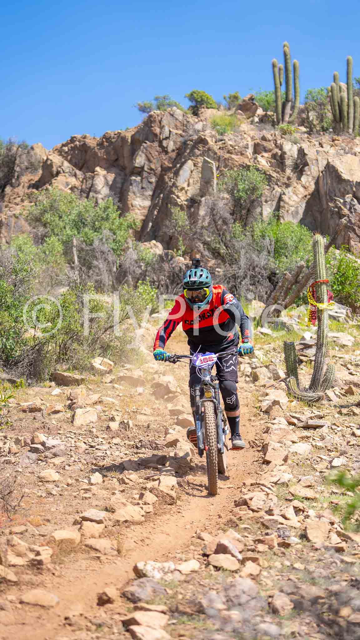 ENDURO CHILE Rider 196 Giovanni Neira