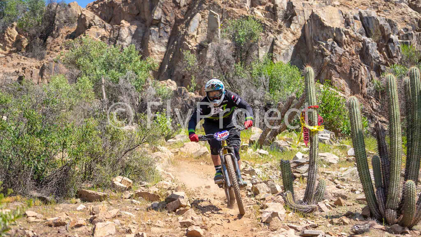 ENDURO CHILE Rider 180 Luis Salinas
