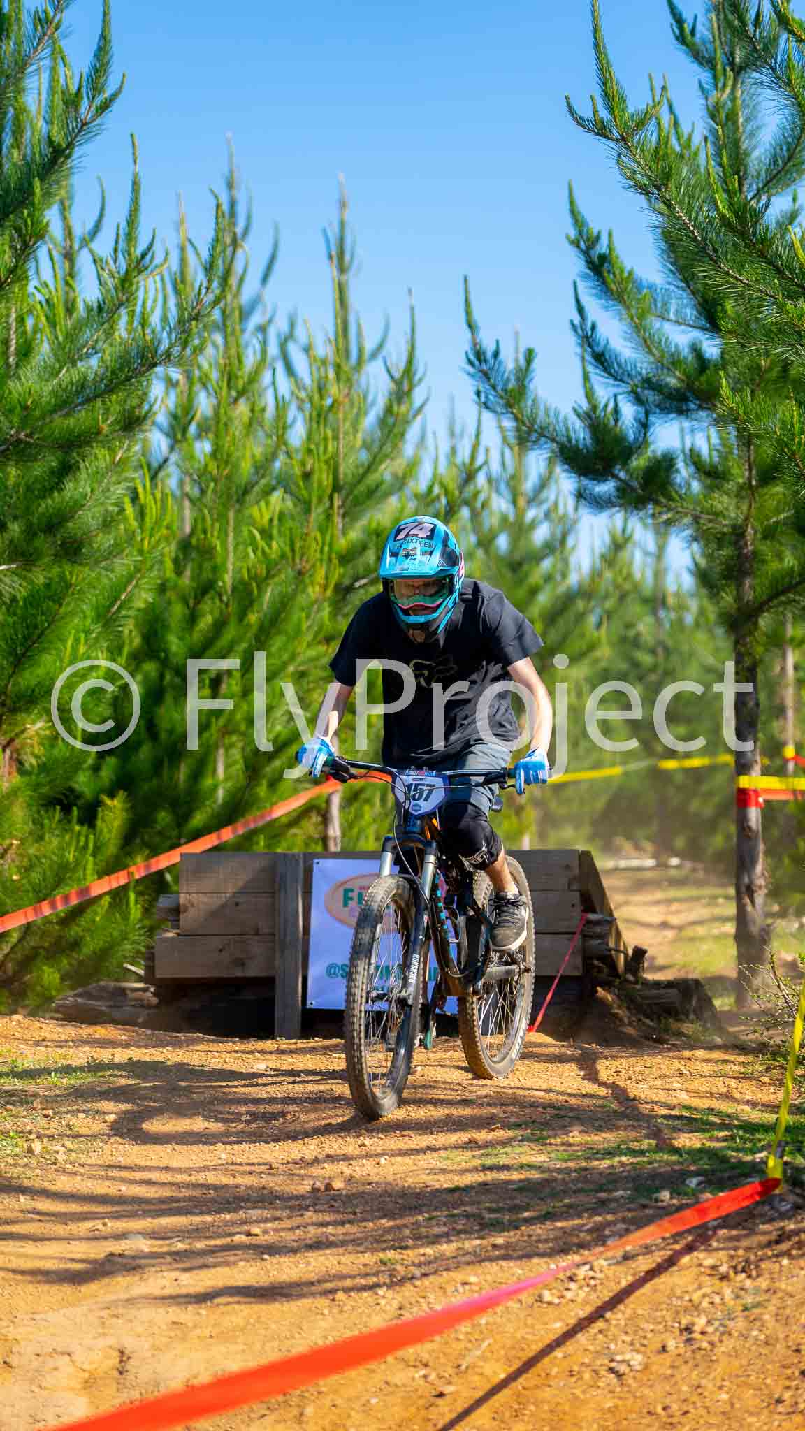 PUMONES FAST RACING RIDER 157 Martin Fierro