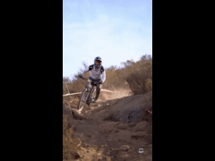 PACK VIDEO ENDURO SERIES PICHIDANGUI 3A FECHA EBIKE RIDER 28 Jose Tomas Reyes - SPECIALIZED