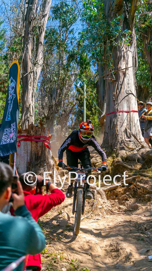 TALCA TOUR NACIONAL DH RIDER 105 Jose Vergara Morales