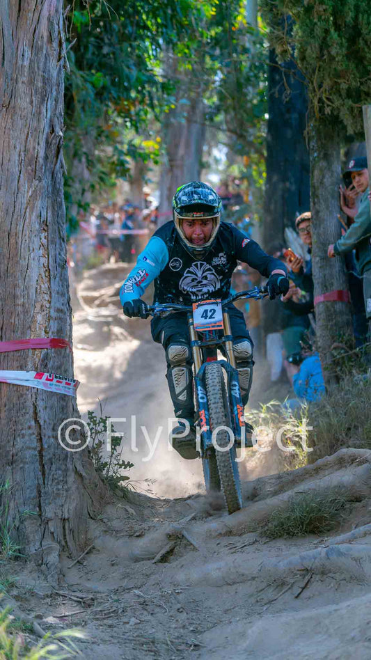 TALCA TOUR NACIONAL DH RIDER 42 Victor Torres
