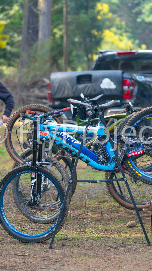 Ducks on Wheels Kona Giant Bicicletas Rock Shox