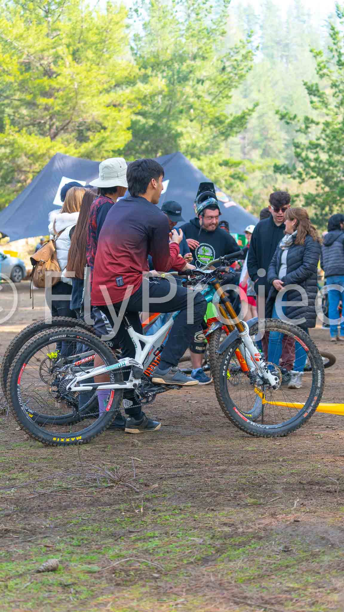 Ducks on Wheels Rider Brayan Valdes Ñaja Commenca Supreme DH