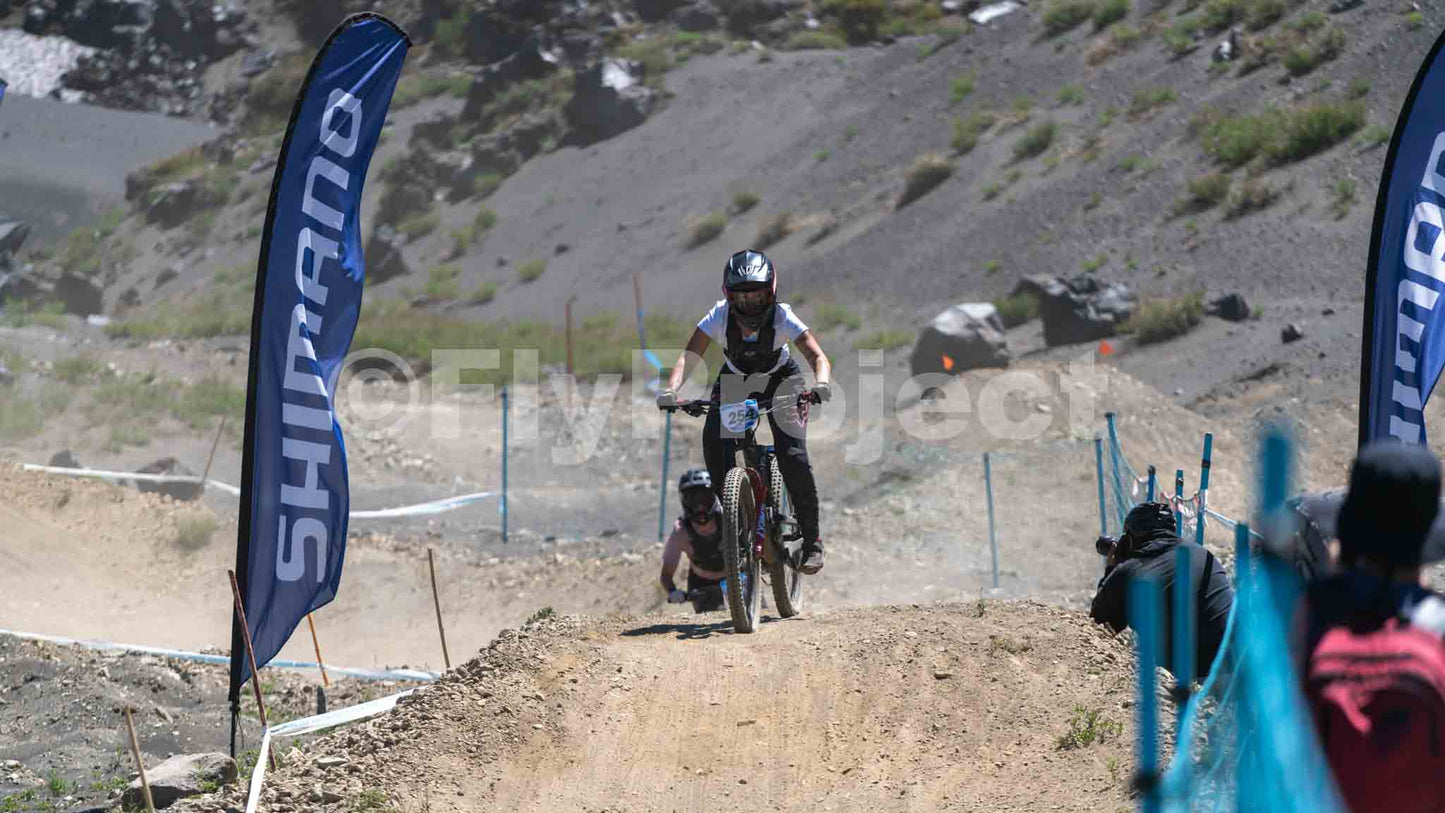 OPEN SHIMANO FOTOGRAFIA Rider 254 Ignacia Salas Nevados de Chillan