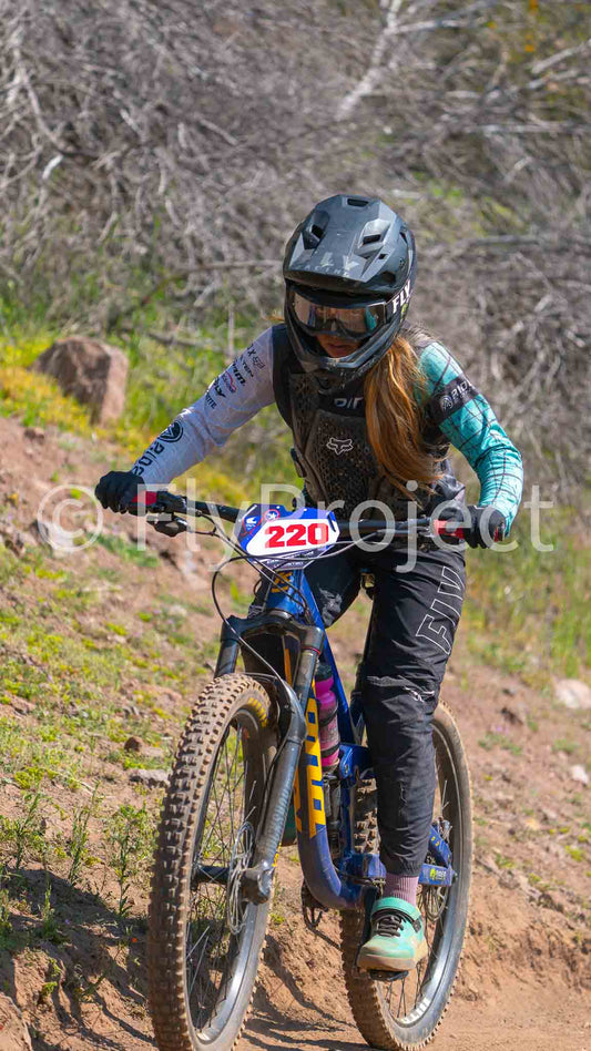 ENDURO CHILE Rider 220 Natalia Canelo