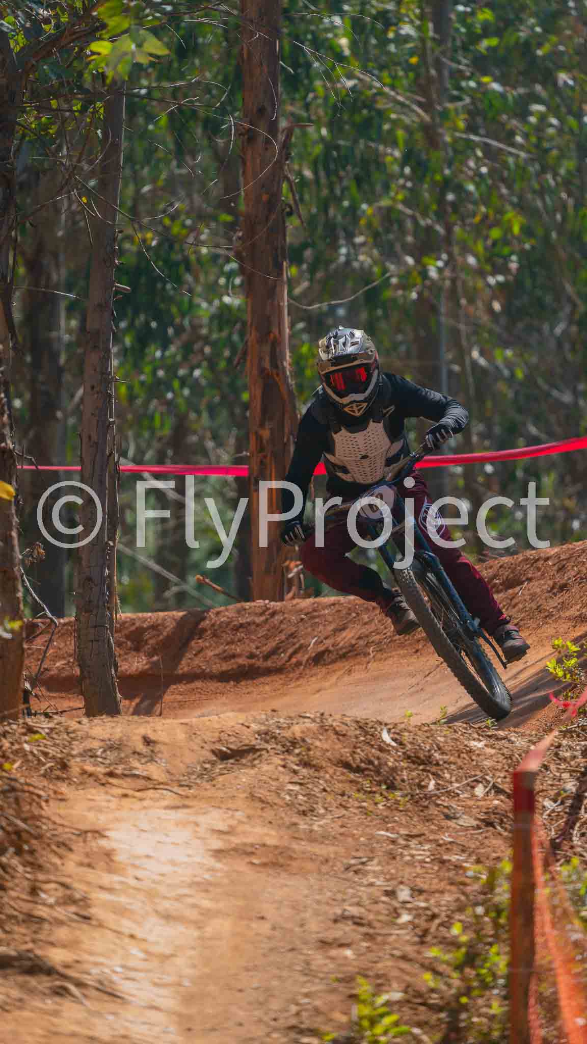 PUMONES FAST RACING RIDER 62 Luis Zapata