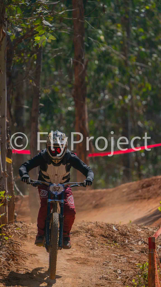 PUMONES FAST RACING RIDER 62 Luis Zapata