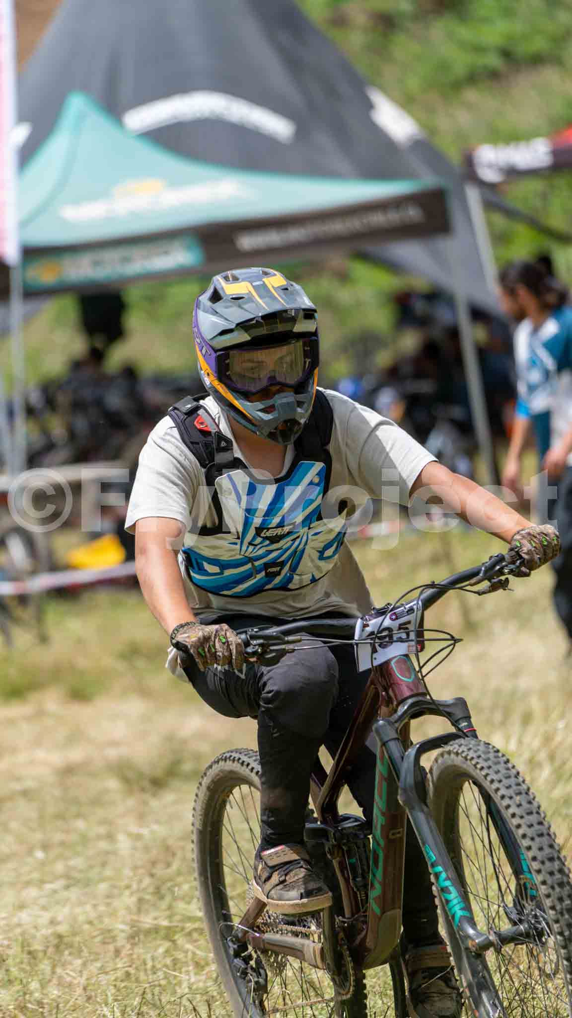 Final Campeonato Nacional DH CARAHUE Rider  195 Vicente Iñiguez