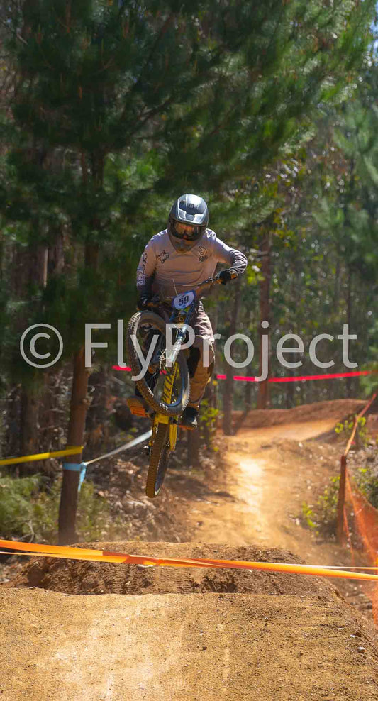 PUMONES FAST RACING RIDER 59 Daniel Bravo