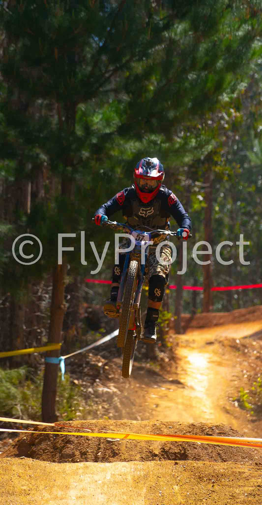 PUMONES FAST RACING RIDER 57 Diego Valdes