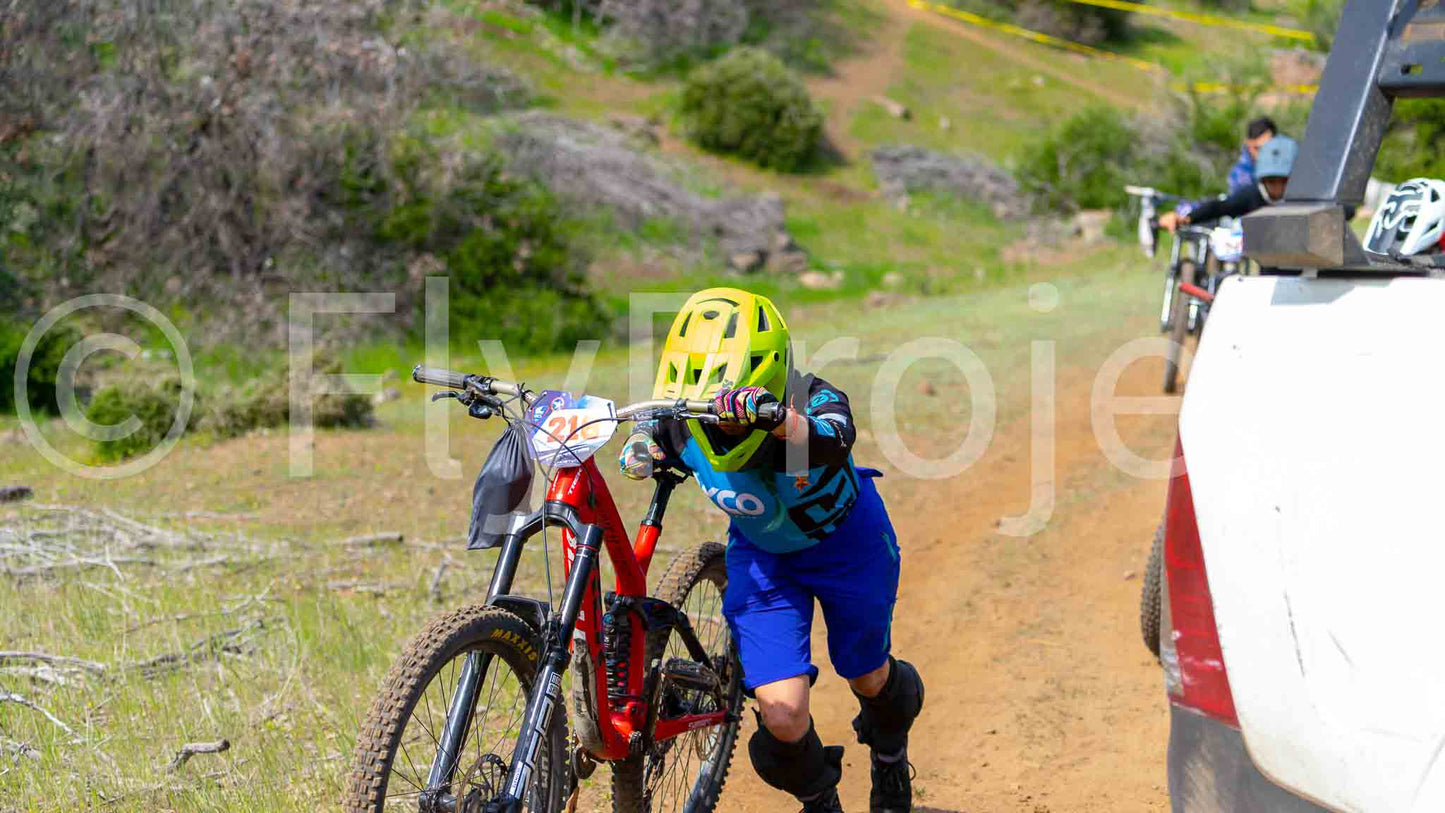 ENDURO CHILE Rider 218 Valeria Chavez