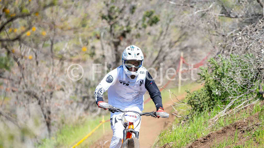 ENDURO CHILE Rider 211 Simon Castro