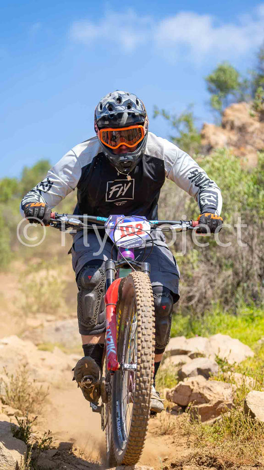 ENDURO CHILE Rider 102 Felipe Araya