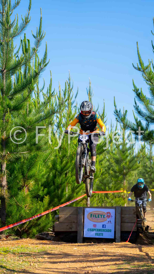 PUMONES FAST RACING RIDER 116 Joaquin Caceres