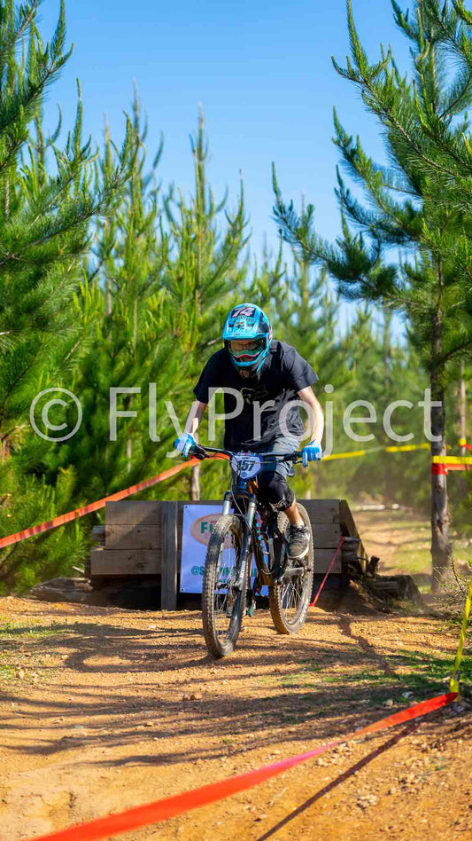 PUMONES FAST RACING RIDER 157 Martin Fierro