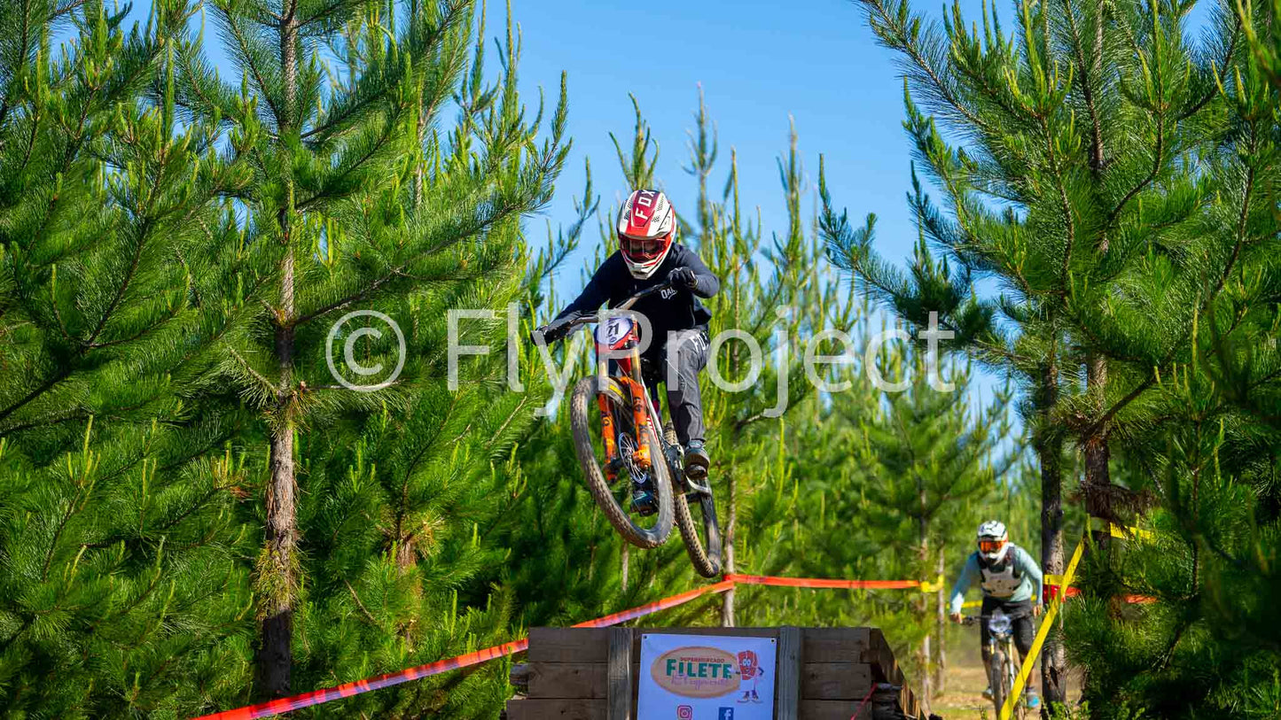 PUMONES FAST RACING RIDER 21 Fernando Andrade