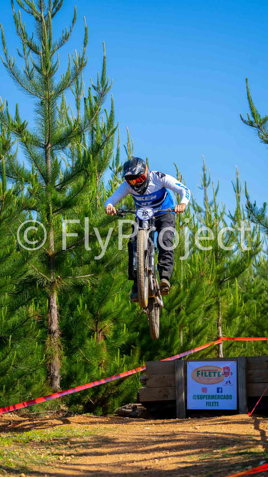 PUMONES FAST RACING RIDER 18 Claudio Contreras