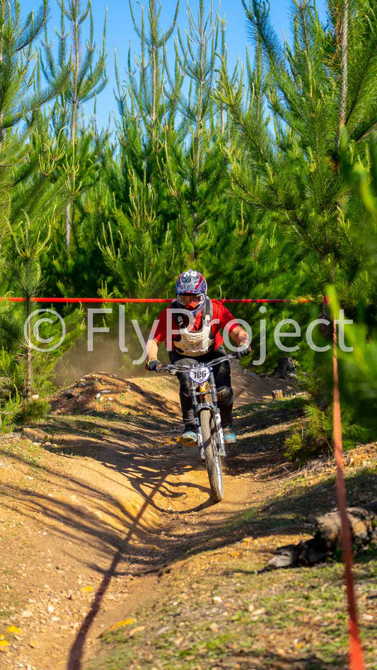 PUMONES FAST RACING RIDER  106 Juan Constanzo