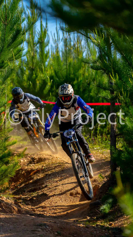 PUMONES FAST RACING RIDER 62 Luis Zapata