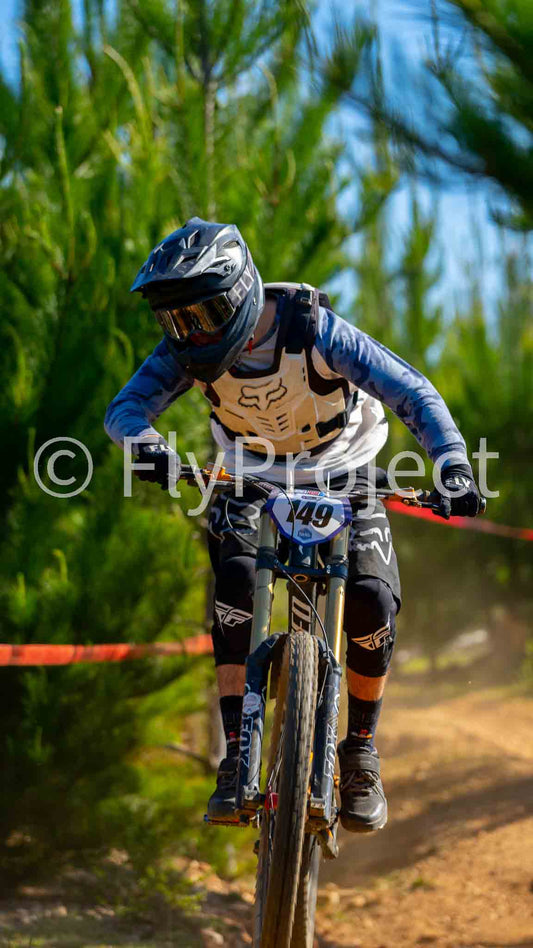 PUMONES FAST RACING RIDER 149 Juan Carlos Guevara